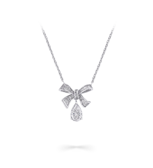Graff Bow Baguette
Cut Diamond Pendant